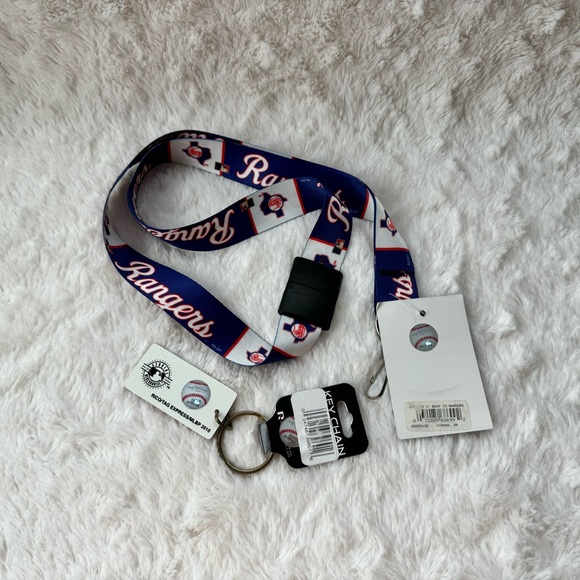 Texas Rangers Lanyard Keychain - Picture 2 of 2